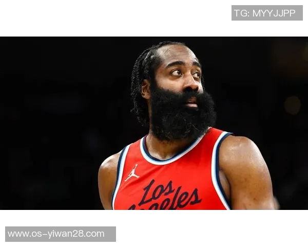 快船与爵士首场对决精彩回顾球星表现与战术分析一览