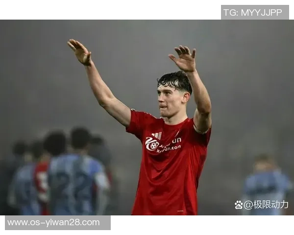 曼城与曼联激战正酣比赛直播全程回顾与精彩瞬间分析